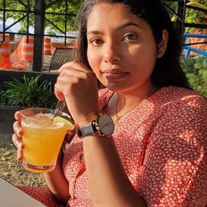 Meet your Posher, Manju